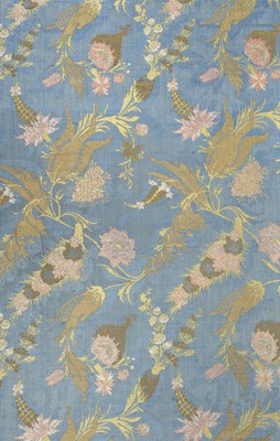 Lot 515 - Bizarre Silk. A large panel of bizarre silk, circa 1710