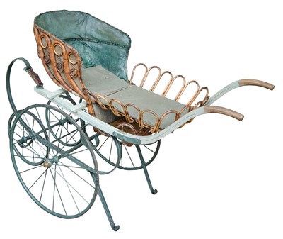 Lot 450 - Children's Pram. A fine Victorian pram